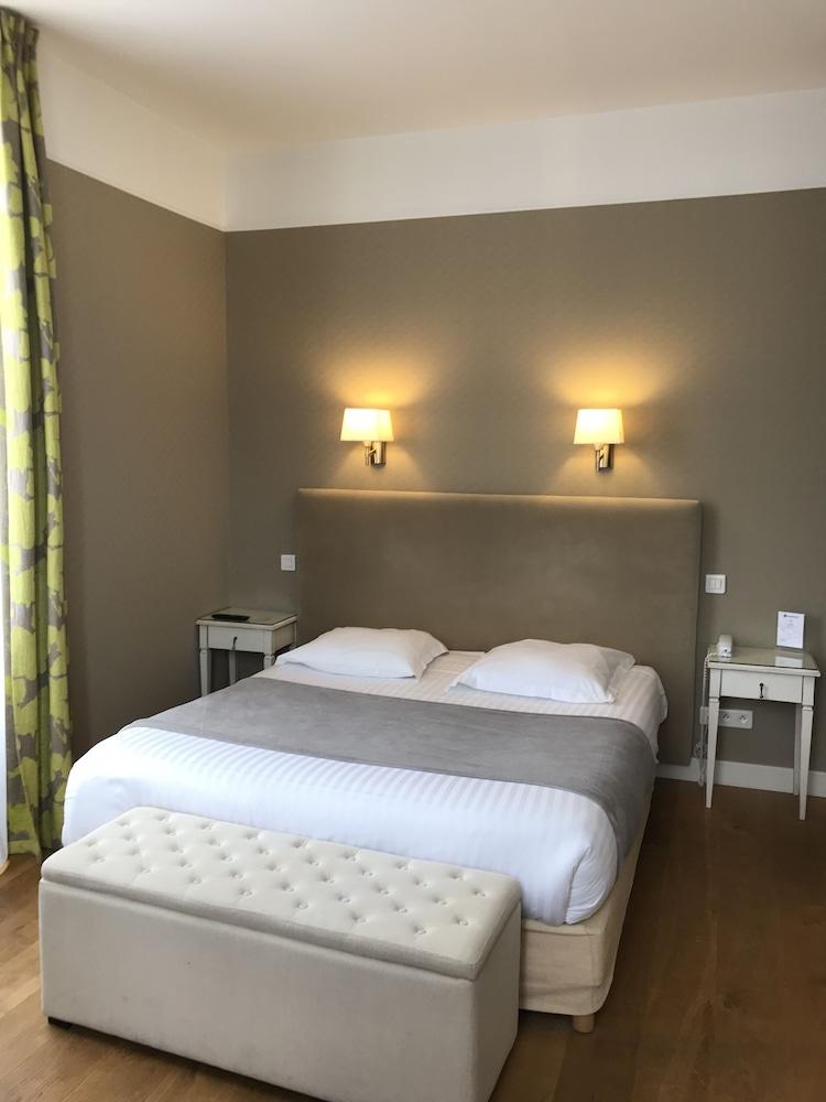 Hotel Le Renoir Сарла-ла-Канеда Экстерьер фото
